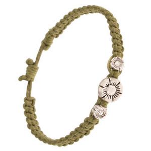 Náramok zo zapletaných orieškových šnúrok, tri patinované kvety S31.22