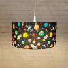 Závesné svietidlo Weltall s látkovým tienidlom