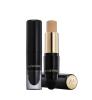 Lancome Dlhotrvajúci make-up v tyčinke Teint Idole Ultra Wear Stick 045 Beige Sable