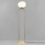 Stojacia lampa Shapes tienidlo sklo biela/mosadzná