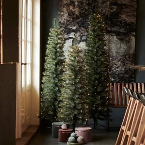 LED stromček Alvin do interiéru aj exteriéru, výška 210 cm