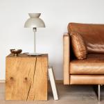 Stolná lampa FRANDSEN Butterfly, vypínač, sivá