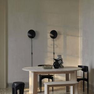 ferm LIVING Arum Sconce nástenné svietidlo, čierne, 29 cm, zástrčka