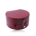 Červená šperkovnica - imitácia krokodílej kože, polkruhový tvar, patentové zapínanie Y08.06