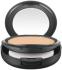 MAC Cosmetics Zmatňujúci púder a make-up Studio Fix (Powder Plus Foundation) 15 g C8