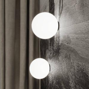 Nástenné svietidlo Karman Maoo, satinované sklo, Ø 12 cm, G9