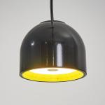 FLOS Wan S - čierne závesné svetlo, malé