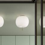 kdln Stropné svietidlo Kushi, mosadz/biela, Ø 33 cm, sklo