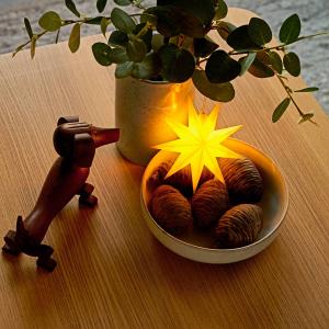 STERNTALER LED hviezda, žltá, Ø 11 cm, 9-zubá, IP44 batéria