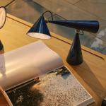 Tom Dixon Stolová LED lampa Pose Task Light, indigo, 41 cm
