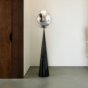 Tom Dixon Melt Cone Fat, chrómová farba, 175 cm, podstavec čierny