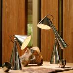 Tom Dixon Stolová LED lampa Pose Task Light, strieborná