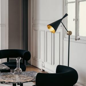 Tom Dixon LED stojaca lampa Beat, čierna, výška 157 cm, mosadz