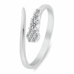Brilio Silver Luxusný otvorený prsteň s čírymi zirkónmi RI153W 52 mm