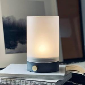 Dyberg Larsen Stolová LED lampa Cozy, výška 20,5 cm, betón