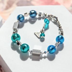 Lampglas Krásny náramok Frost Bloom Blue s rýdzim striebrom v perlách Lampglas BER7