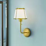 Nástenné svetlo Clarke 1, mosadz/béžová, ľan, oceľ
