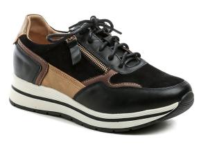 Wojtylko 7A26024 čierne dámske poltopánky na kline EUR 41