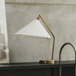 Gubi stolová lampa Gräshoppa, biela, kov/textil, E14