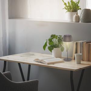 Stolová LED lampa Loca, antracitová, výška 36 cm kov/plast