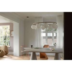 Nuura Nástenné svetlo Liila 1, Ø 14 cm, IP44, zlatá/opálová