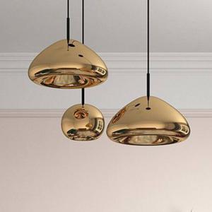 Tom Dixon LED závesné svietidlo Void mini, Ø 15 cm, mosadz