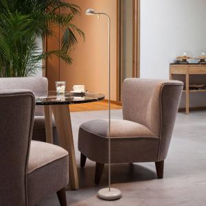 Vibia Pin 1660 LED stojacia lampa, 125 cm, krémová farba
