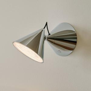 Tom Dixon LED nástenné svetlo Pose, strieborné, 21 cm, plast