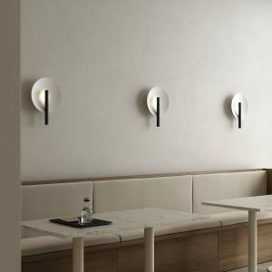 Nástenné svetlo Furiko s vypínačom, čierne/biele