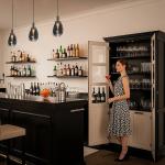 LED závesné svietidlo Glimsy, Ø 14 cm, čierna/dymovo sivá, sklo