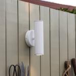 Globen Lighting Nástenné svetlo Hubble, biele, výška 21 cm, IP44