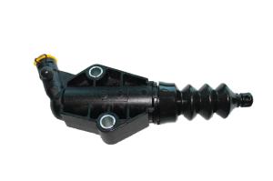 BREMBO Pomocný spojkový valec E 23 045