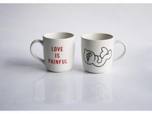 Hrnček PROPAGANDA Mr.P Love Is Painful 325ml