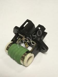 DENSO Predradný odpor elektromotora ventilátoru DRS09003