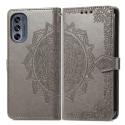 Peňaženkové puzdro Embossing Pattern Mandala Flower sivé – Motorola Moto G42